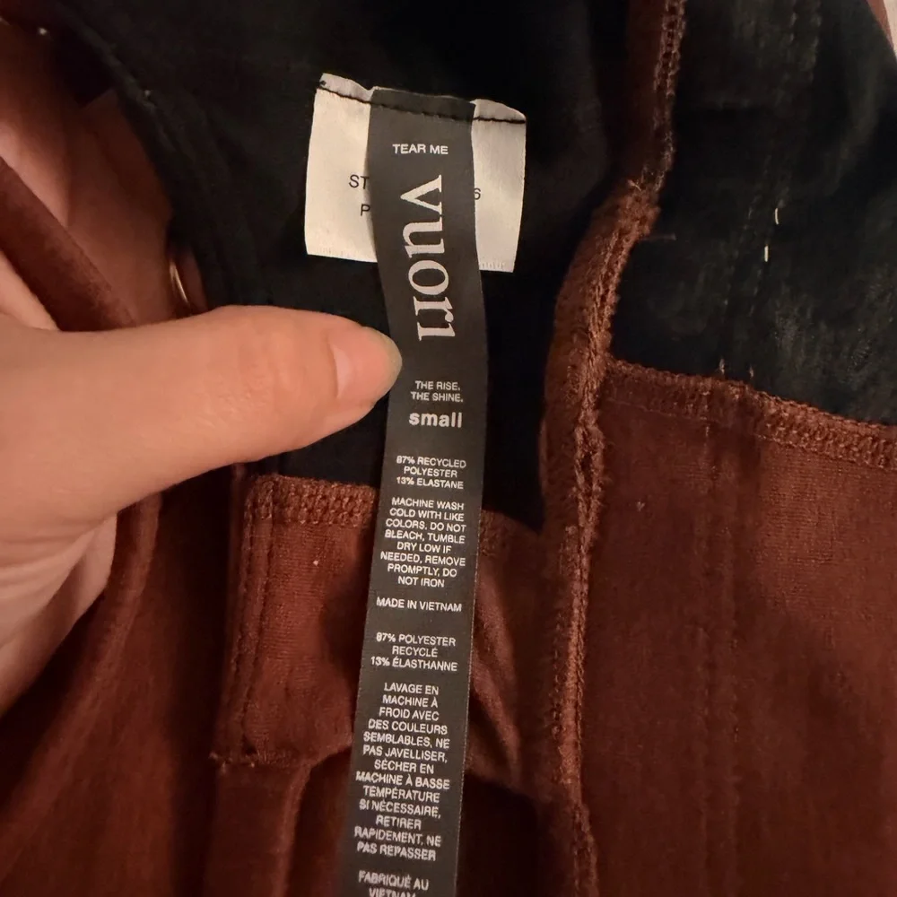 Vuori Women's Crossback Bralette in Rust
